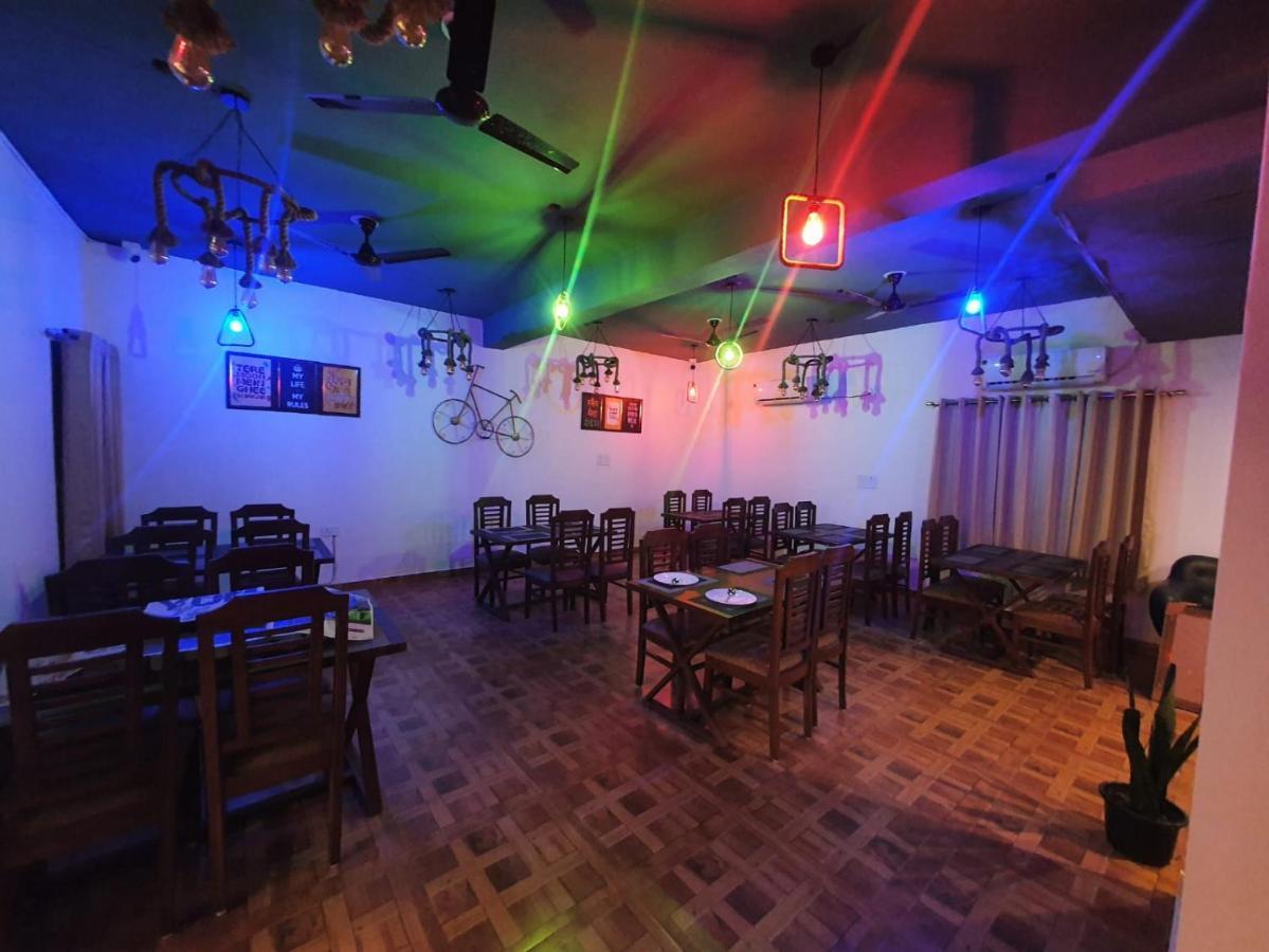 Kds Residency Hotel Greater Noida Exterior foto