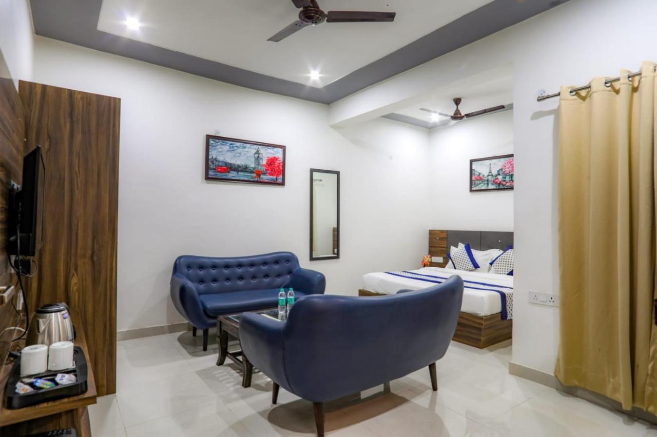 Kds Residency Hotel Greater Noida Exterior foto